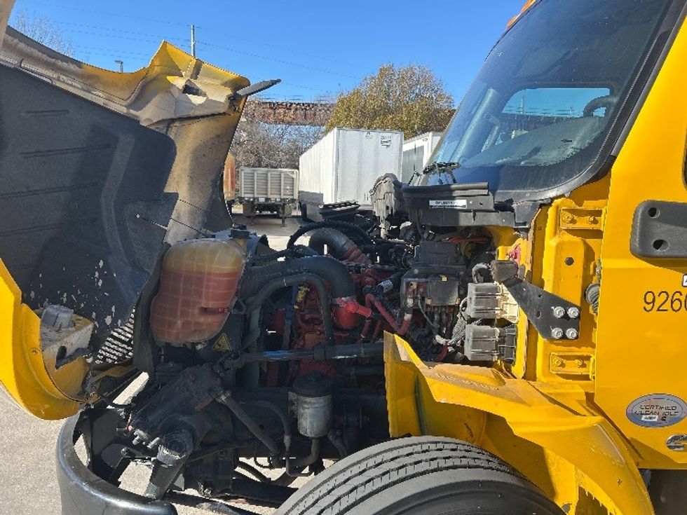 Medium Duty Box Truck-Light and Medium Duty Trucks-International-2021-MV607-Carson-CA-197,670\n\t\tmiles-$ 42,500 - Image 24