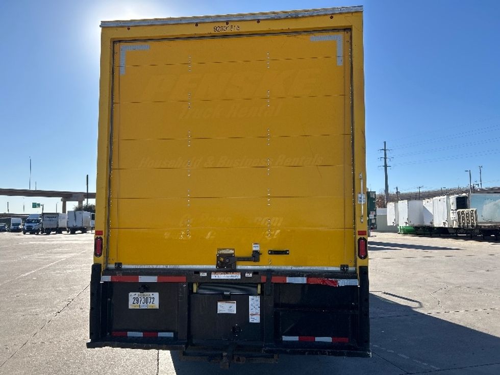 Medium Duty Box Truck-Light and Medium Duty Trucks-International-2021-MV607-Carson-CA-197,670\n\t\tmiles-$ 42,500 - Image 7