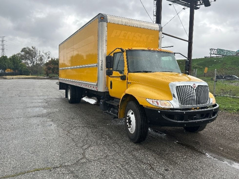 Medium Duty Box Truck-Light and Medium Duty Trucks-International-2021-MV607-Carson-CA-239,393\n\t\tmiles-$ 35,000 - Image 1