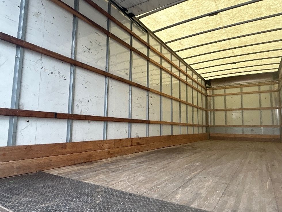 Medium Duty Box Truck-Light and Medium Duty Trucks-International-2021-MV607-Carson-CA-239,393\n\t\tmiles-$ 35,000 - Image 11