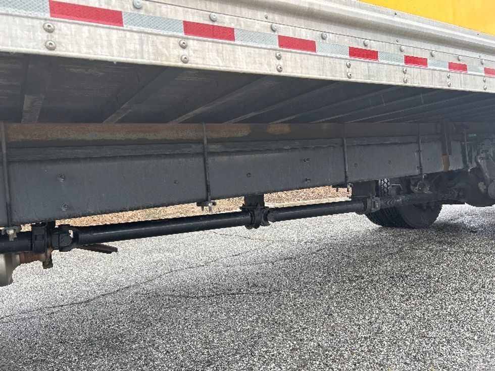 Medium Duty Box Truck-Light and Medium Duty Trucks-International-2021-MV607-Carson-CA-239,393\n\t\tmiles-$ 35,000 - Image 5