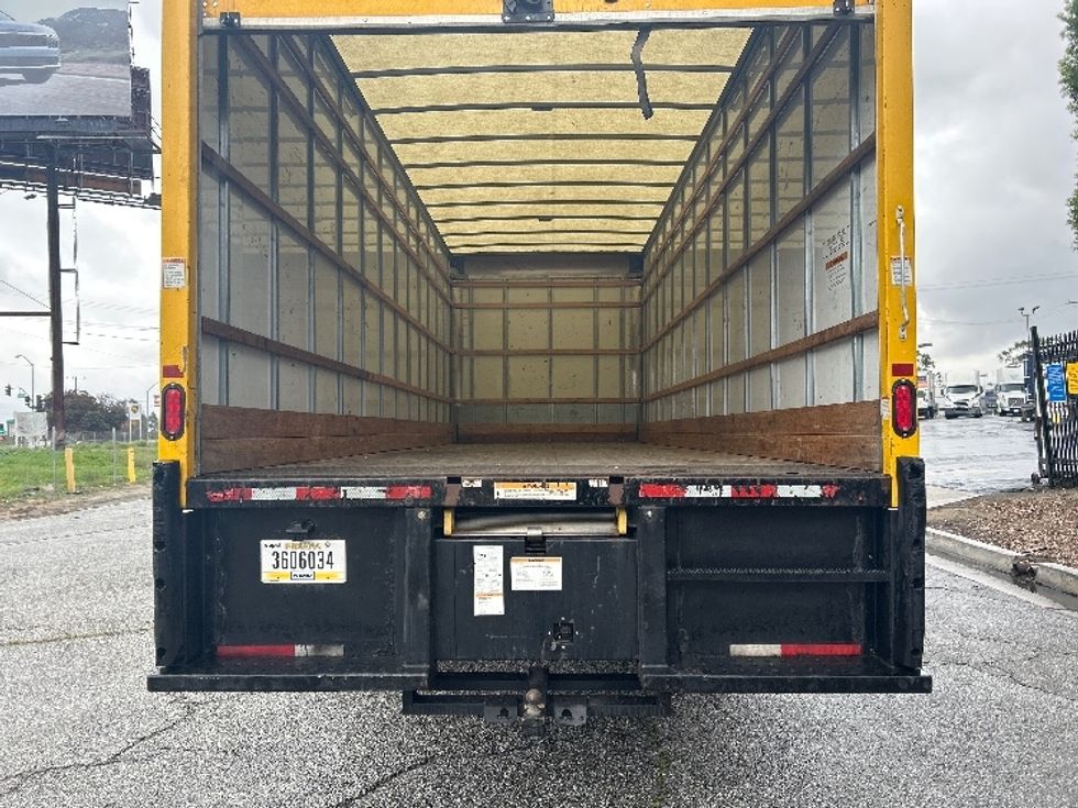 Medium Duty Box Truck-Light and Medium Duty Trucks-International-2021-MV607-Carson-CA-239,393\n\t\tmiles-$ 35,000 - Image 8