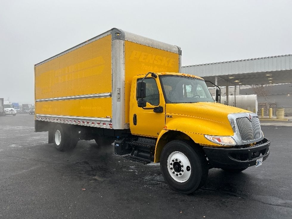 Medium Duty Box Truck-Light and Medium Duty Trucks-International-2021-MV607-Ceres-CA-162,050\n\t\tmiles-$ 40,500 - Image 1