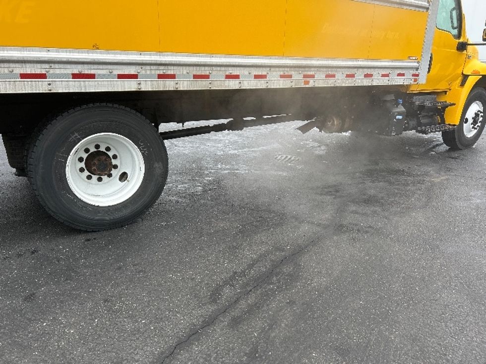 Medium Duty Box Truck-Light and Medium Duty Trucks-International-2021-MV607-Ceres-CA-162,050\n\t\tmiles-$ 40,500 - Image 14