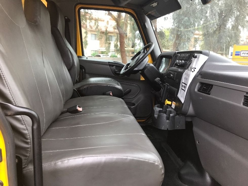 Medium Duty Box Truck-Light and Medium Duty Trucks-International-2021-MV607-Chandler-AZ-223,221\n\t\tmiles-$ 39,000 - Image 21