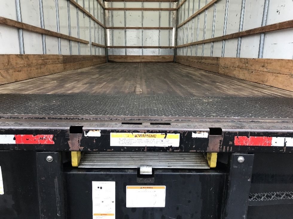 Medium Duty Box Truck-Light and Medium Duty Trucks-International-2021-MV607-Chandler-AZ-223,221\n\t\tmiles-$ 39,000 - Image 9