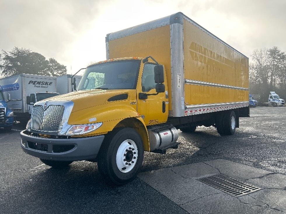 Medium Duty Box Truck-Light and Medium Duty Trucks-International-2021-MV607-Charlotte-NC-179,790\n\t\tmiles-$ 46,500 - Image 3