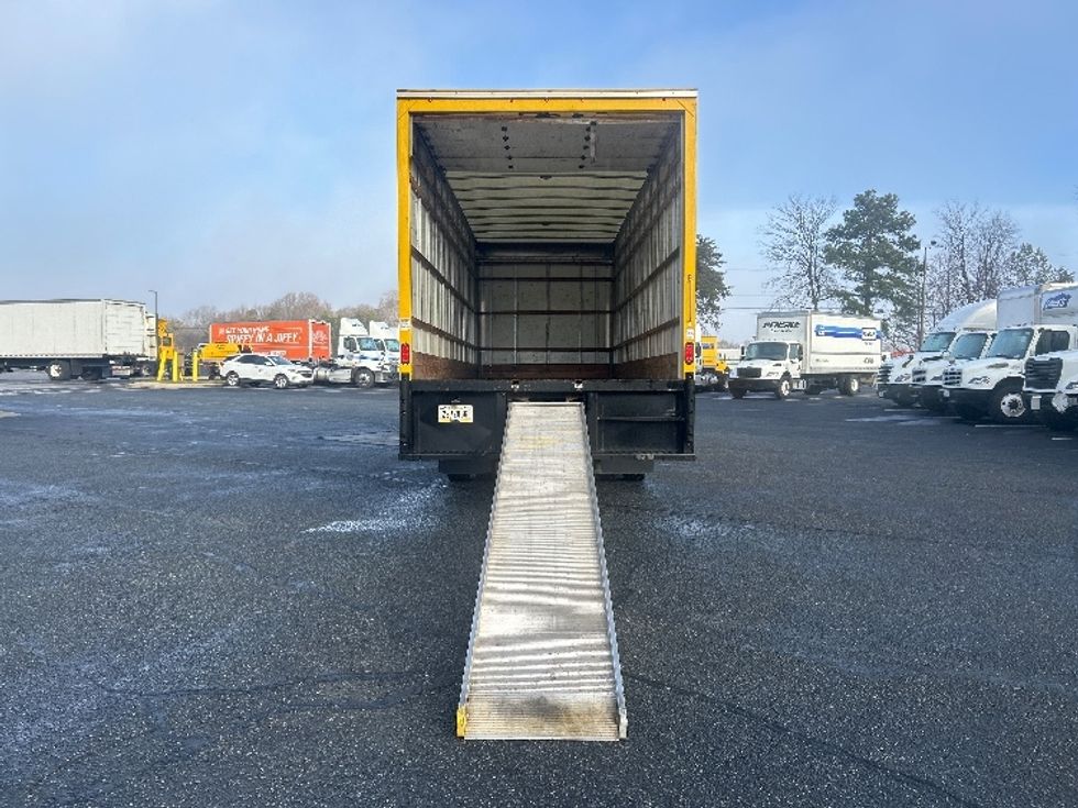 Medium Duty Box Truck-Light and Medium Duty Trucks-International-2021-MV607-Charlotte-NC-179,790\n\t\tmiles-$ 46,500 - Image 9