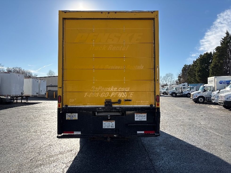 Medium Duty Box Truck-Light and Medium Duty Trucks-International-2021-MV607-Charlotte-NC-189,116\n\t\tmiles-$ 45,000 - Image 7