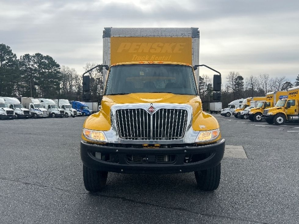 Medium Duty Box Truck-Light and Medium Duty Trucks-International-2021-MV607-Charlotte-NC-216,498\n\t\tmiles-$ 41,000 - Image 2