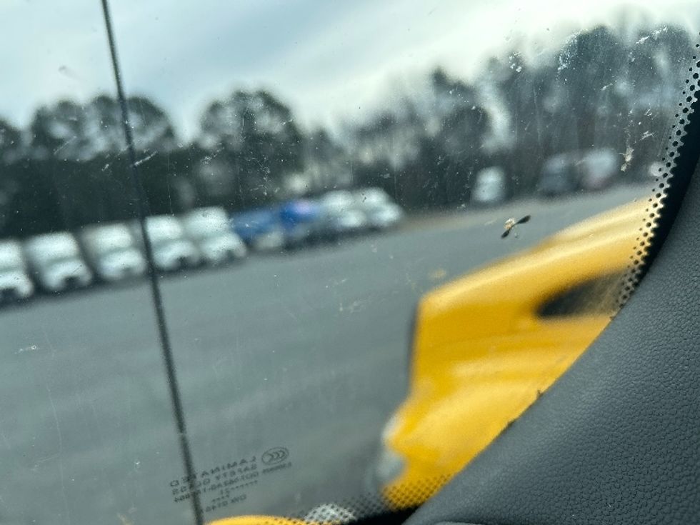 Medium Duty Box Truck-Light and Medium Duty Trucks-International-2021-MV607-Charlotte-NC-216,498\n\t\tmiles-$ 41,000 - Image 26