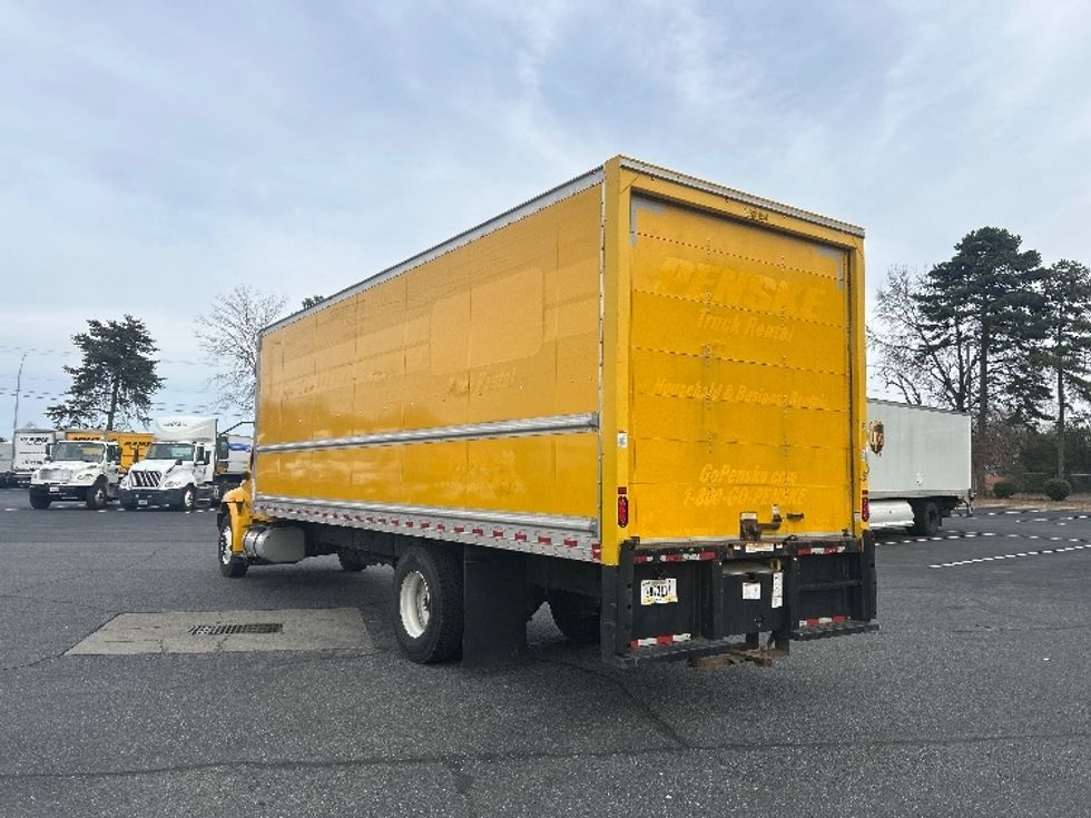 Medium Duty Box Truck-Light and Medium Duty Trucks-International-2021-MV607-Charlotte-NC-216,498\n\t\tmiles-$ 41,000 - Image 6