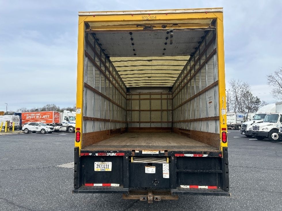 Medium Duty Box Truck-Light and Medium Duty Trucks-International-2021-MV607-Charlotte-NC-216,498\n\t\tmiles-$ 41,000 - Image 8