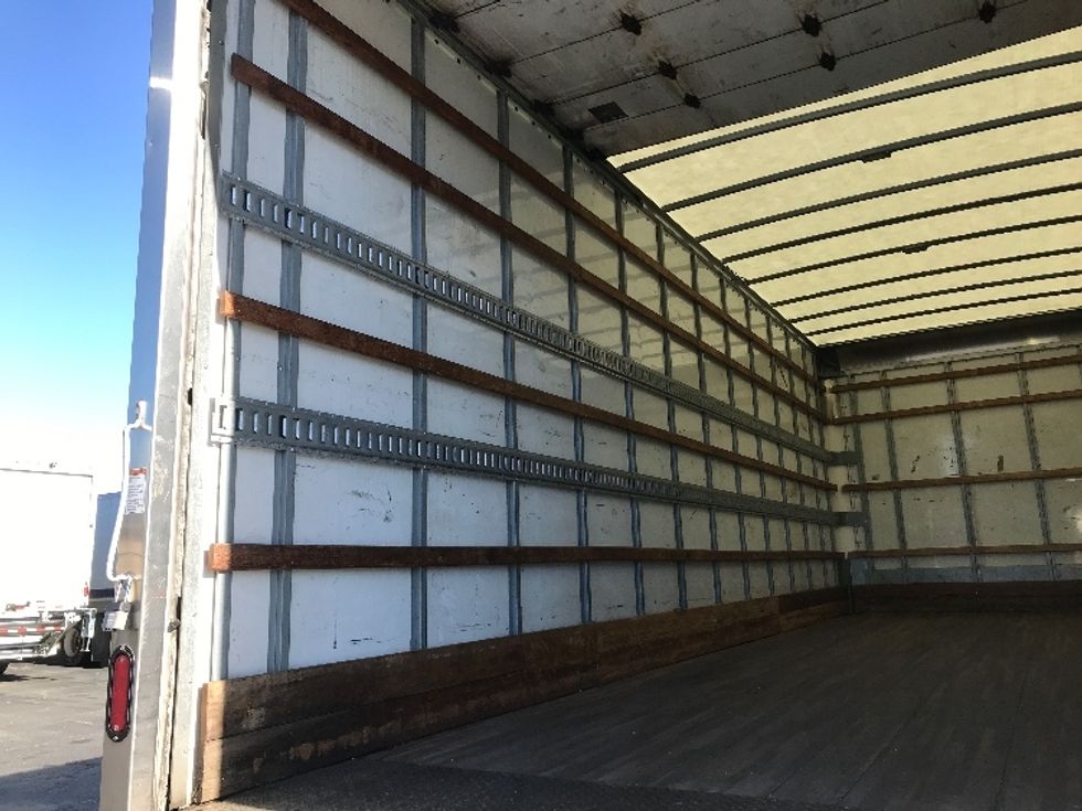 Medium Duty Box Truck-Light and Medium Duty Trucks-International-2021-MV607-Charlotte-NC-225,704\n\t\tmiles-$ 46,750 - Image 11