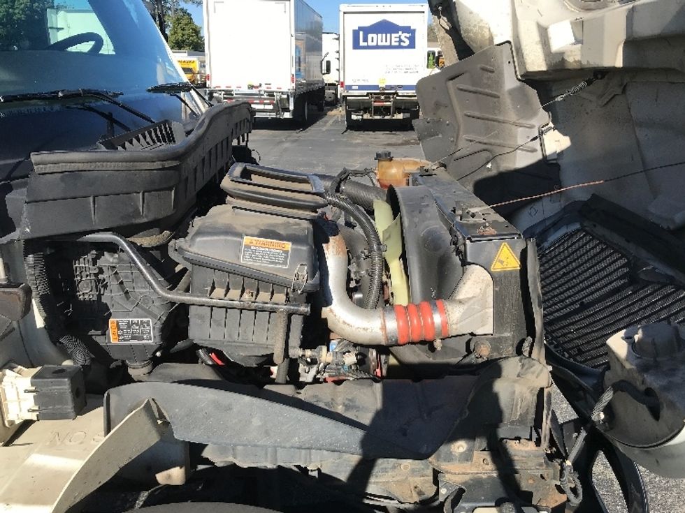 Medium Duty Box Truck-Light and Medium Duty Trucks-International-2021-MV607-Charlotte-NC-225,704\n\t\tmiles-$ 46,750 - Image 23