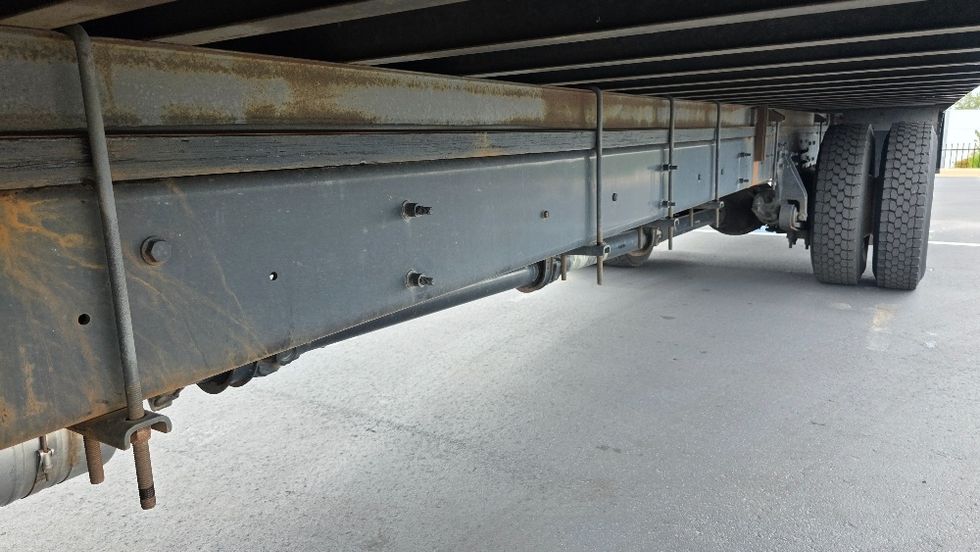 Medium Duty Box Truck-Light and Medium Duty Trucks-International-2021-MV607-Charlotte-NC-232,378\n\t\tmiles-$ 40,500 - Image 5