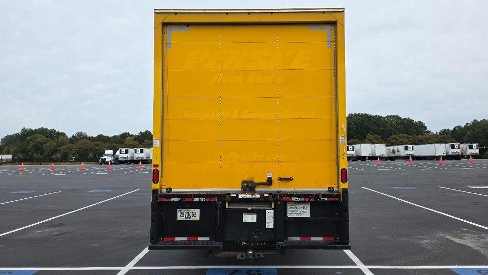 Medium Duty Box Truck-Light and Medium Duty Trucks-International-2021-MV607-Charlotte-NC-232,378\n\t\tmiles-$ 40,500 - Image 7