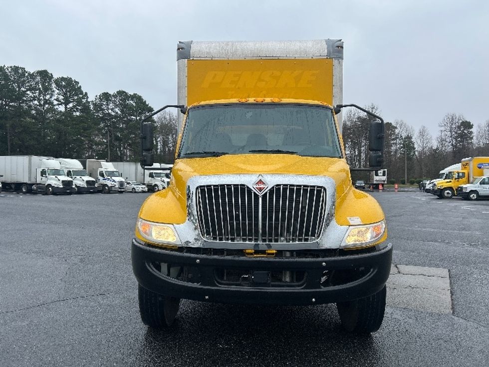 Medium Duty Box Truck-Light and Medium Duty Trucks-International-2021-MV607-Charlotte-NC-239,002\n\t\tmiles-$ 37,500 - Image 2