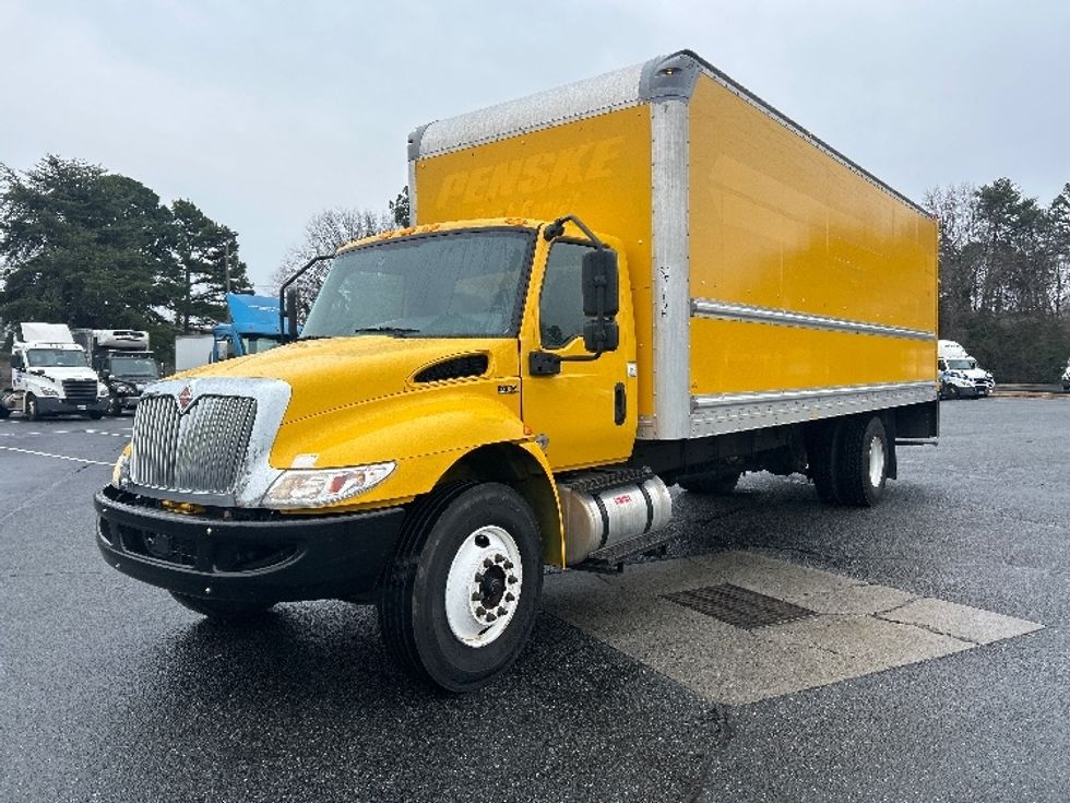 Medium Duty Box Truck-Light and Medium Duty Trucks-International-2021-MV607-Charlotte-NC-239,002\n\t\tmiles-$ 37,500 - Image 3