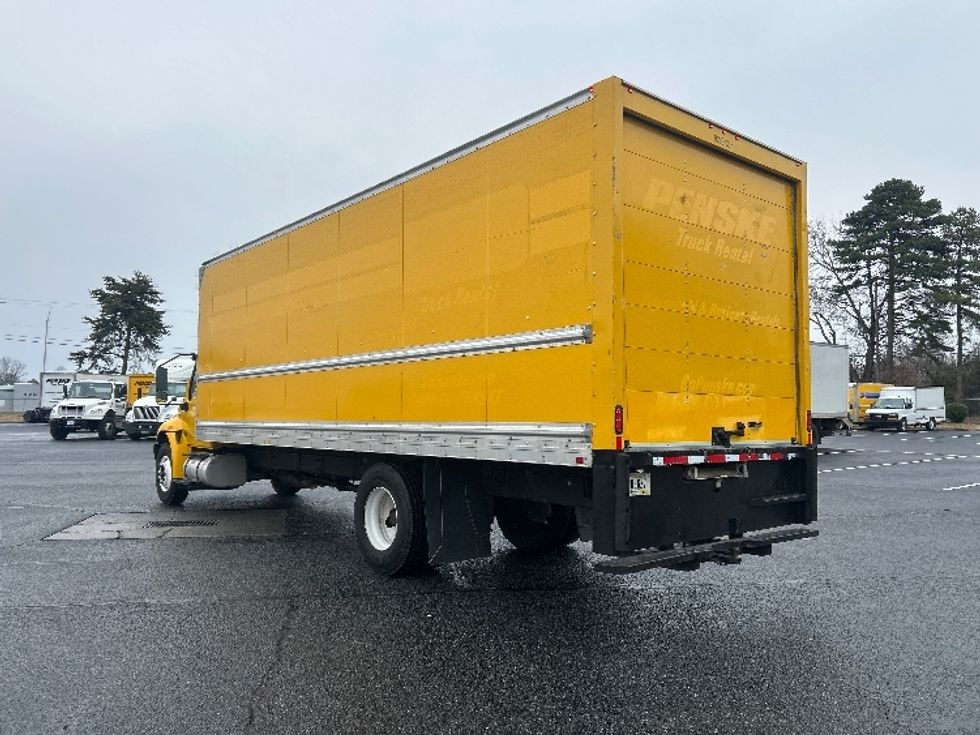 Medium Duty Box Truck-Light and Medium Duty Trucks-International-2021-MV607-Charlotte-NC-239,002\n\t\tmiles-$ 37,500 - Image 6
