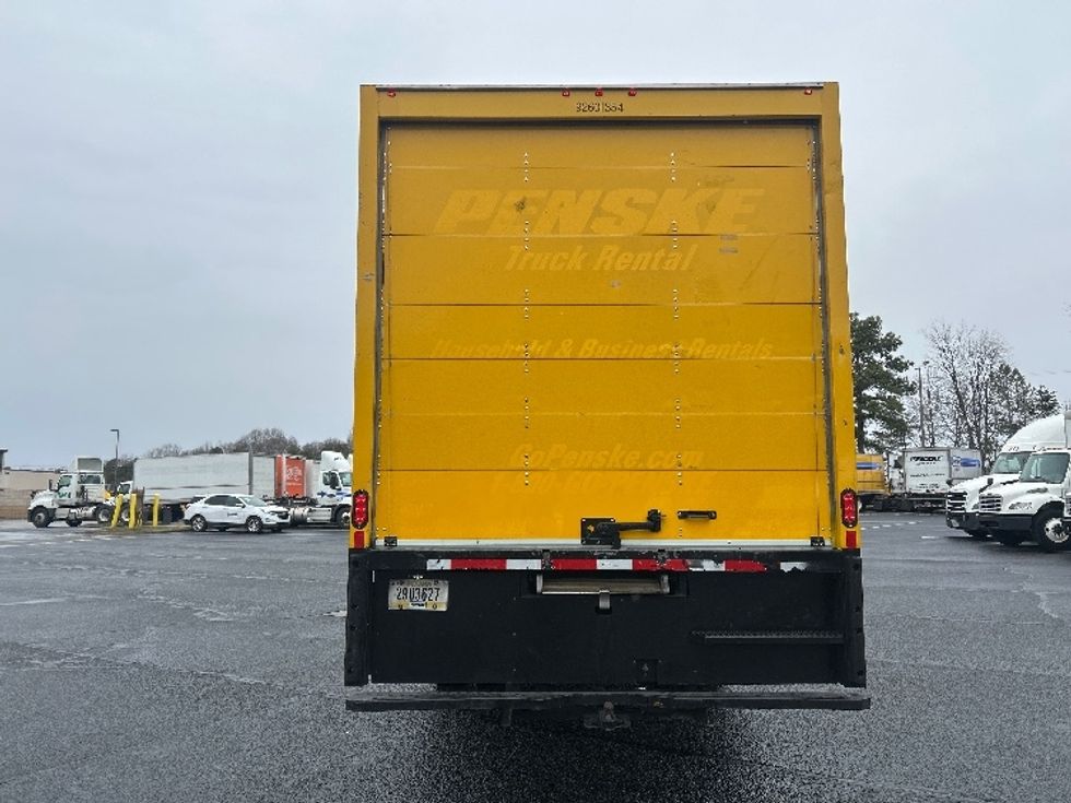 Medium Duty Box Truck-Light and Medium Duty Trucks-International-2021-MV607-Charlotte-NC-239,002\n\t\tmiles-$ 37,500 - Image 7