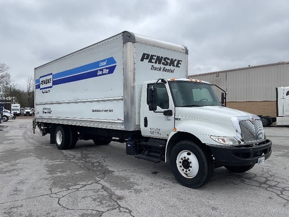 Medium Duty Box Truck-Light and Medium Duty Trucks-International-2021-MV607-Chattanooga-TN-191,768\n\t\tmiles-$ 56,750 - Image 1