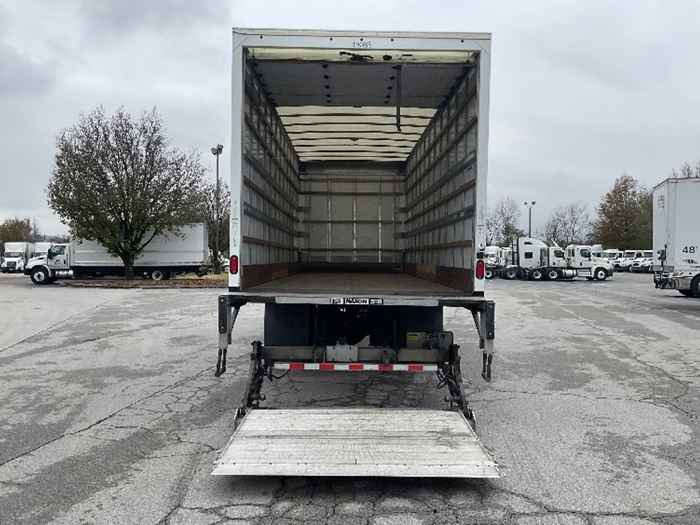 Medium Duty Box Truck-Light and Medium Duty Trucks-International-2021-MV607-Chattanooga-TN-191,768\n\t\tmiles-$ 56,750 - Image 9