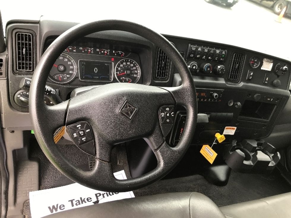Medium Duty Box Truck-Light and Medium Duty Trucks-International-2021-MV607-Chesapeake-VA-192,806\n\t\tmiles-$ 58,500 - Image 18