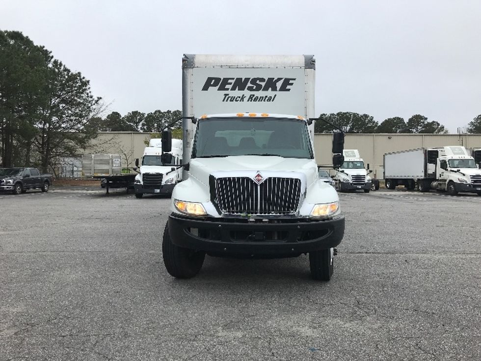 Medium Duty Box Truck-Light and Medium Duty Trucks-International-2021-MV607-Chesapeake-VA-192,806\n\t\tmiles-$ 58,500 - Image 2