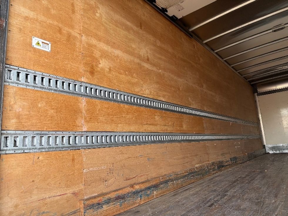 Medium Duty Box Truck-Light and Medium Duty Trucks-International-2021-MV607-Chicopee-MA-139,814\n\t\tmiles-$ 45,750 - Image 10