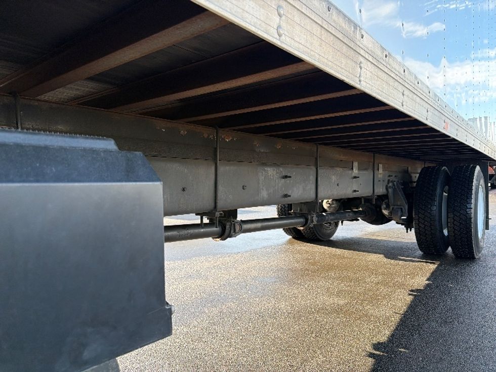 Medium Duty Box Truck-Light and Medium Duty Trucks-International-2021-MV607-Chicopee-MA-139,814\n\t\tmiles-$ 45,750 - Image 5