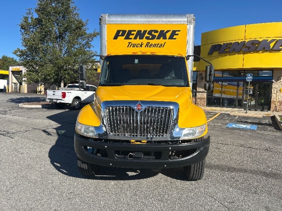 Medium Duty Box Truck-Light and Medium Duty Trucks-International-2021-MV607-Chicopee-MA-185,076\n\t\tmiles-$ 35,250 - Image 2