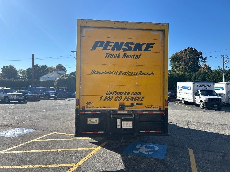 Medium Duty Box Truck-Light and Medium Duty Trucks-International-2021-MV607-Chicopee-MA-185,076\n\t\tmiles-$ 35,250 - Image 7