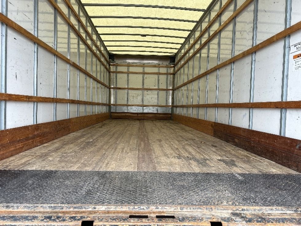 Medium Duty Box Truck-Light and Medium Duty Trucks-International-2021-MV607-Chicopee-MA-190,298\n\t\tmiles-$ 38,750 - Image 10