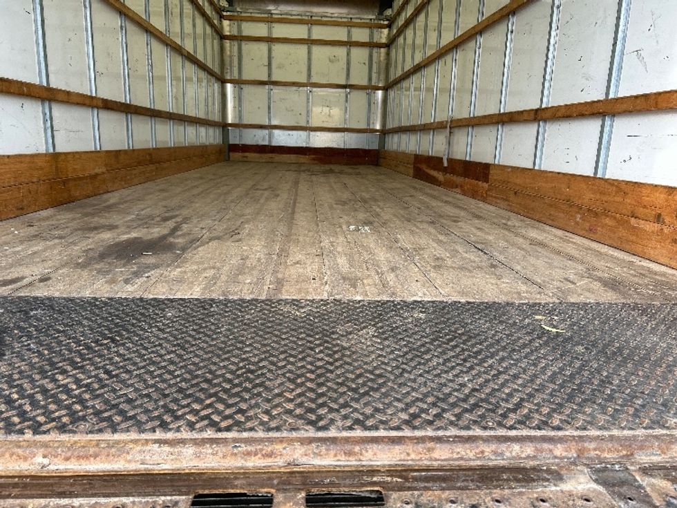 Medium Duty Box Truck-Light and Medium Duty Trucks-International-2021-MV607-Chicopee-MA-212,472\n\t\tmiles-$ 36,000 - Image 10