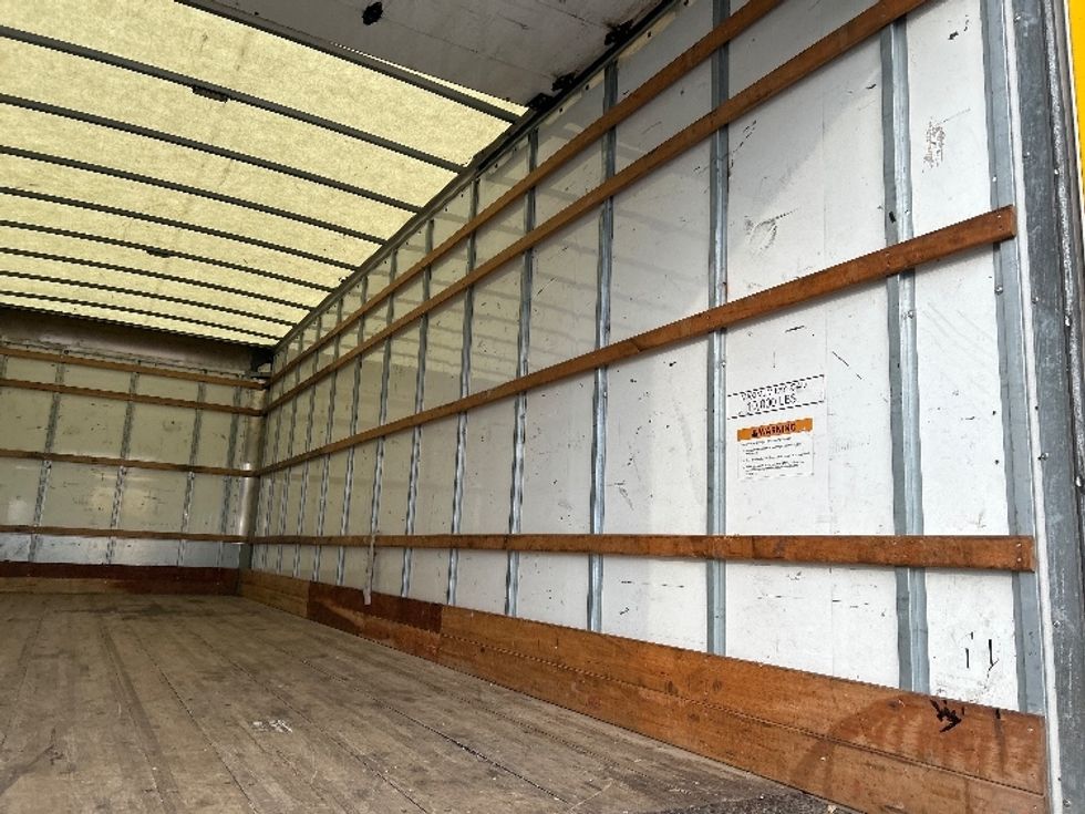 Medium Duty Box Truck-Light and Medium Duty Trucks-International-2021-MV607-Chicopee-MA-212,472\n\t\tmiles-$ 36,000 - Image 12