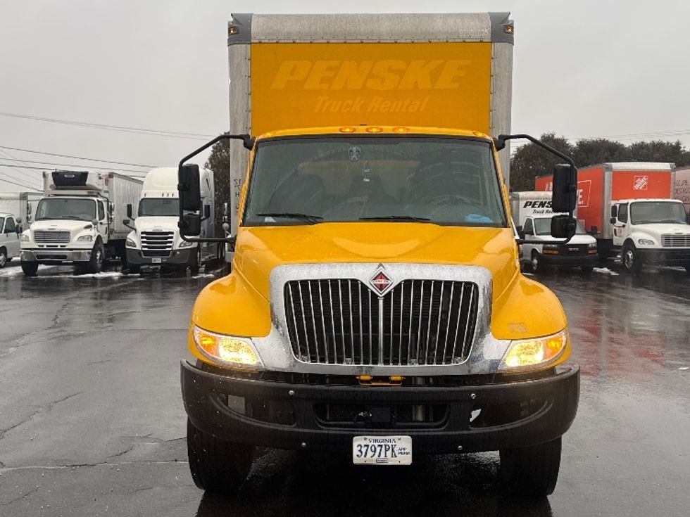 Medium Duty Box Truck-Light and Medium Duty Trucks-International-2021-MV607-Chicopee-MA-212,472\n\t\tmiles-$ 36,000 - Image 2