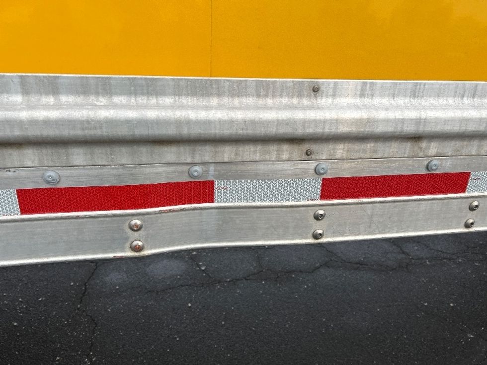 Medium Duty Box Truck-Light and Medium Duty Trucks-International-2021-MV607-Chicopee-MA-212,472\n\t\tmiles-$ 36,000 - Image 25