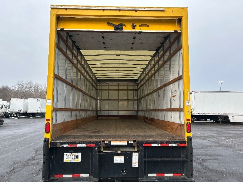 Medium Duty Box Truck-Light and Medium Duty Trucks-International-2021-MV607-Chicopee-MA-212,472\n\t\tmiles-$ 36,000 - Image 8