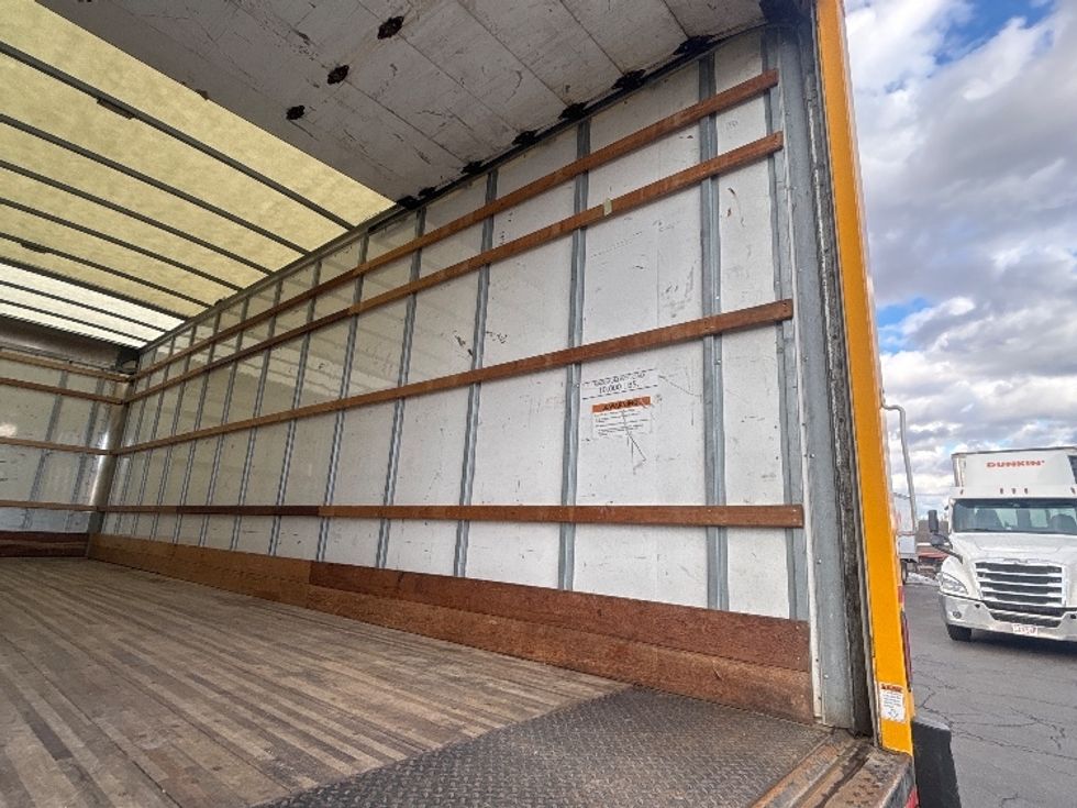 Medium Duty Box Truck-Light and Medium Duty Trucks-International-2021-MV607-Chicopee-MA-218,703\n\t\tmiles-$ 34,250 - Image 12