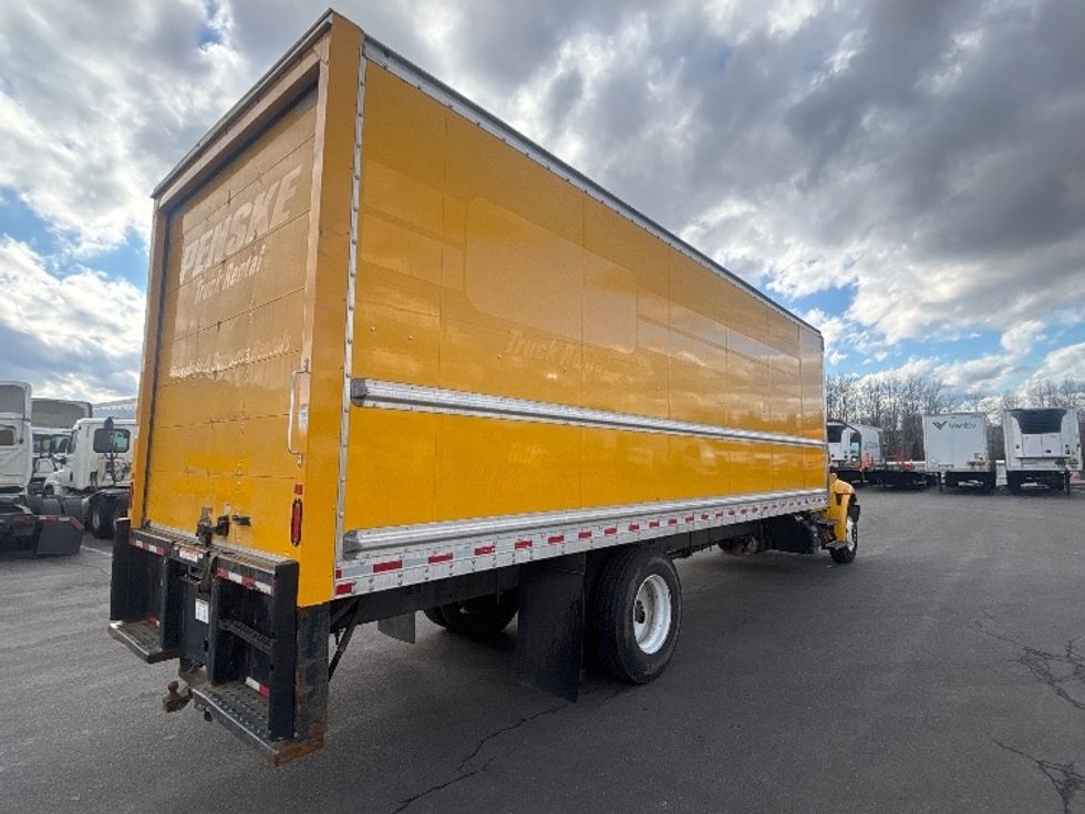 Medium Duty Box Truck-Light and Medium Duty Trucks-International-2021-MV607-Chicopee-MA-218,703\n\t\tmiles-$ 34,250 - Image 13