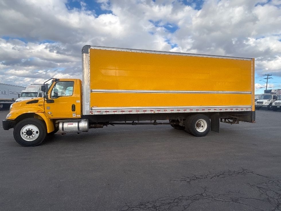 Medium Duty Box Truck-Light and Medium Duty Trucks-International-2021-MV607-Chicopee-MA-218,703\n\t\tmiles-$ 34,250 - Image 4