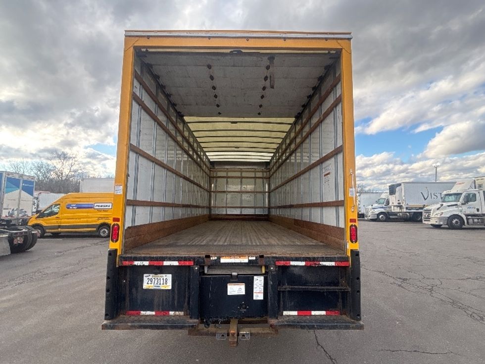 Medium Duty Box Truck-Light and Medium Duty Trucks-International-2021-MV607-Chicopee-MA-218,703\n\t\tmiles-$ 34,250 - Image 8