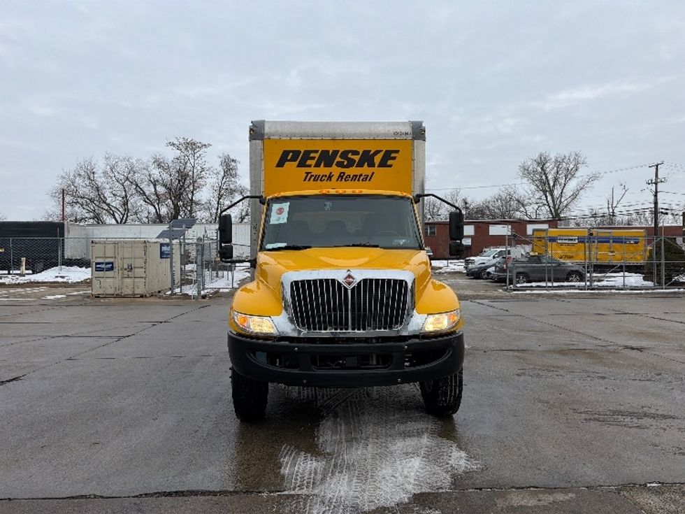 Medium Duty Box Truck-Light and Medium Duty Trucks-International-2021-MV607-Chicopee-MA-233,550\n\t\tmiles-$ 33,250 - Image 2