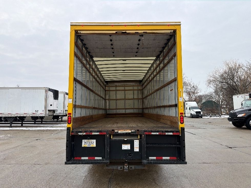 Medium Duty Box Truck-Light and Medium Duty Trucks-International-2021-MV607-Chicopee-MA-233,550\n\t\tmiles-$ 33,250 - Image 8