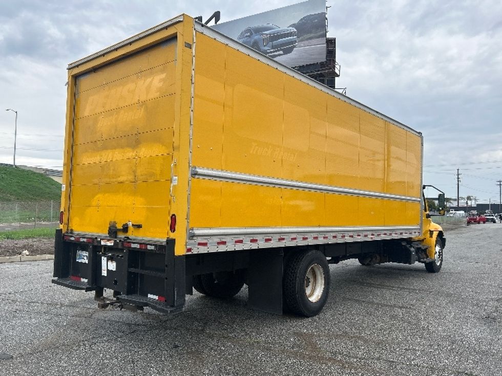 Medium Duty Box Truck-Light and Medium Duty Trucks-International-2021-MV607-Cincinnati-OH-211,323\n\t\tmiles-$ 40,750 - Image 13