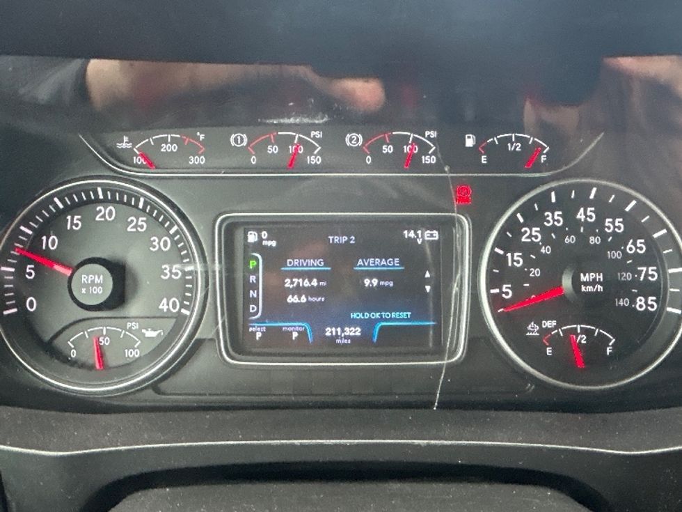 Medium Duty Box Truck-Light and Medium Duty Trucks-International-2021-MV607-Cincinnati-OH-211,323\n\t\tmiles-$ 40,750 - Image 18