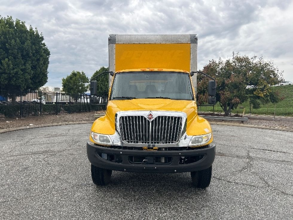 Medium Duty Box Truck-Light and Medium Duty Trucks-International-2021-MV607-Cincinnati-OH-211,323\n\t\tmiles-$ 40,750 - Image 2