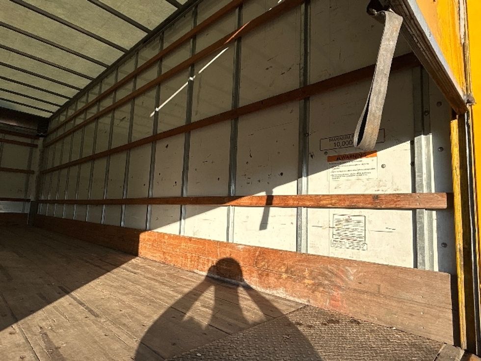 Medium Duty Box Truck-Light and Medium Duty Trucks-International-2021-MV607-Clackamas-OR-149,603\n\t\tmiles-$ 49,500 - Image 12