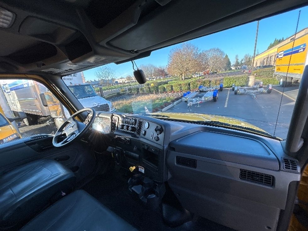 Medium Duty Box Truck-Light and Medium Duty Trucks-International-2021-MV607-Clackamas-OR-149,603\n\t\tmiles-$ 49,500 - Image 21